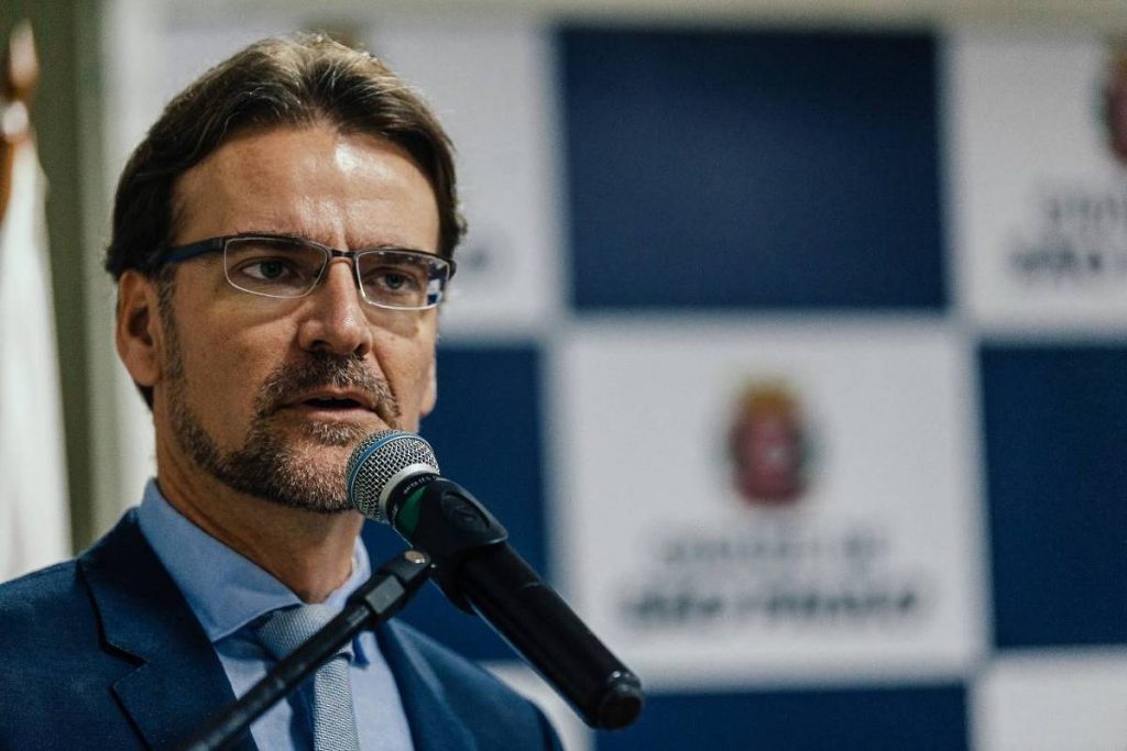 Controlador gustavo ungaro divulgacao