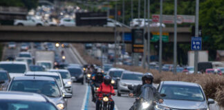 Bolsonaristas surpresos: Tarcísio e Nunes descobrem que roubos e furtos são grandes problemas em SP Motos