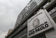 Oposição impede retorno do Plenário Vitual 32253200075 5d88544e3a c