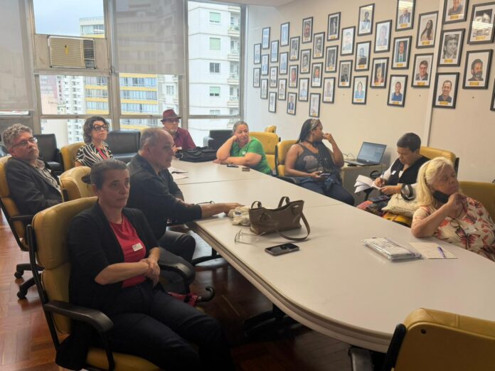 10 03 25 Reunião com o setorial de saúde