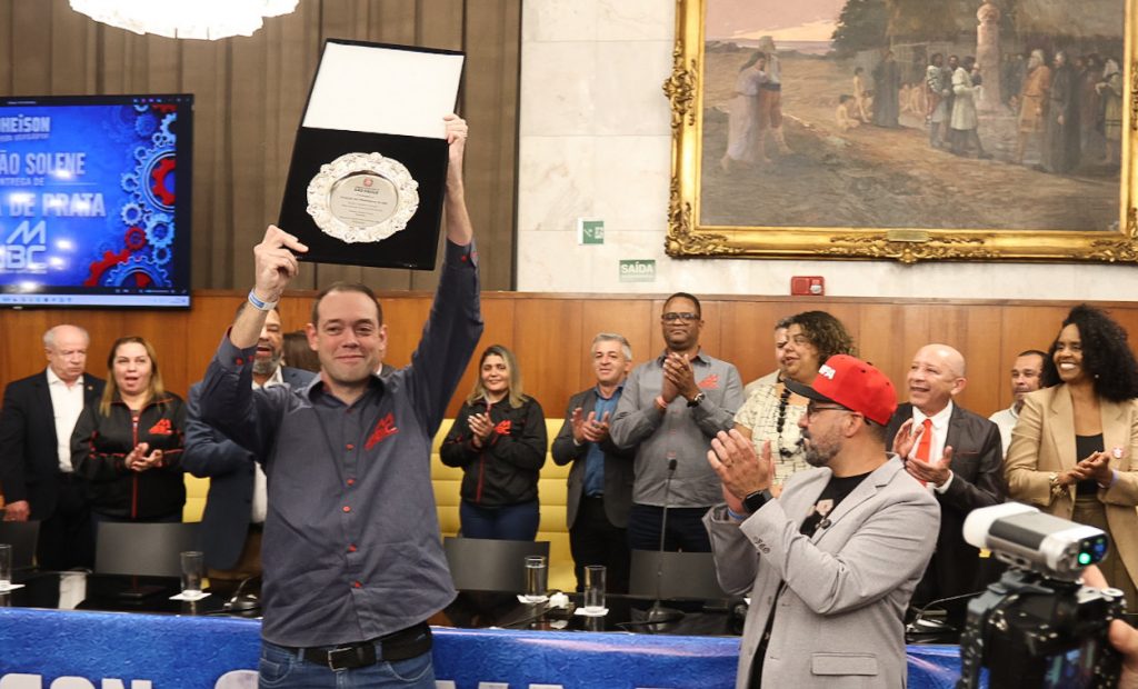 70a9732a d48a 4b31 9c9f 8ffb9d08e2fe